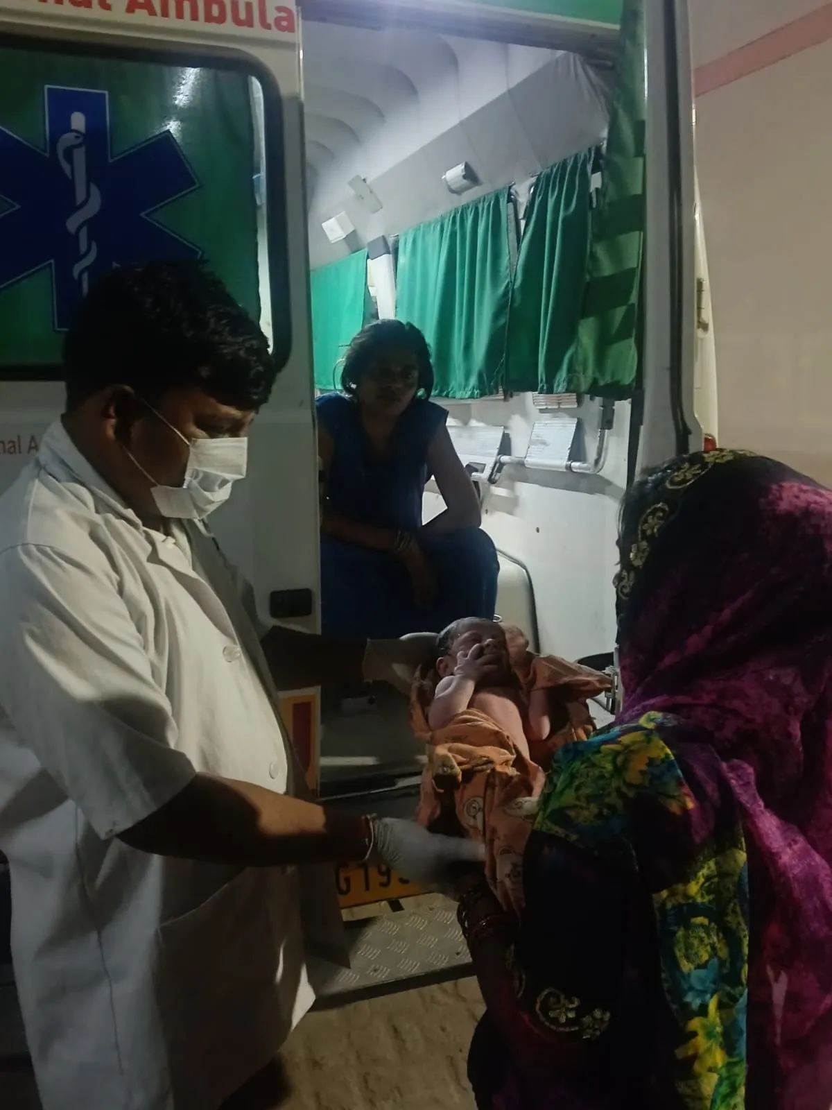 जसवंत नगर सीएससी हुआ जच्चा बच्चा दोनों स्वस्थ समय से एंबुलेंस - स्वास्थ्य खबर